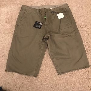 Gap men’s shorts